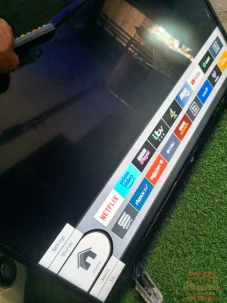 40 inches Original Bush 4K Smart TV