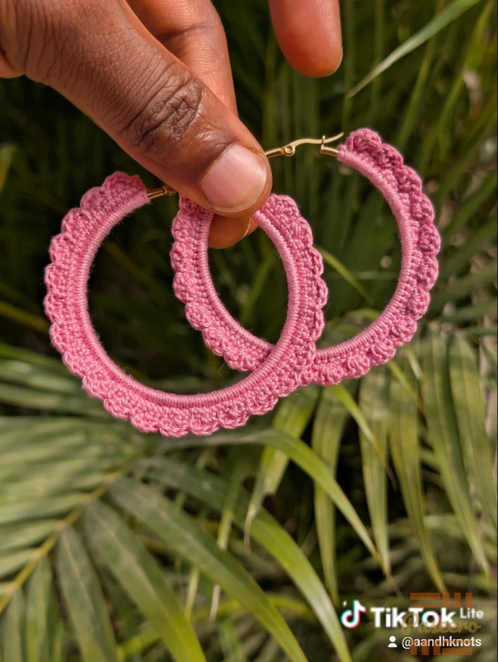 Crochet earrings1