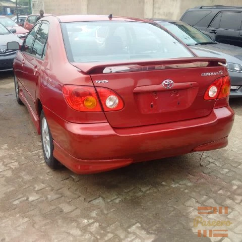 Toyota Corolla S 2003