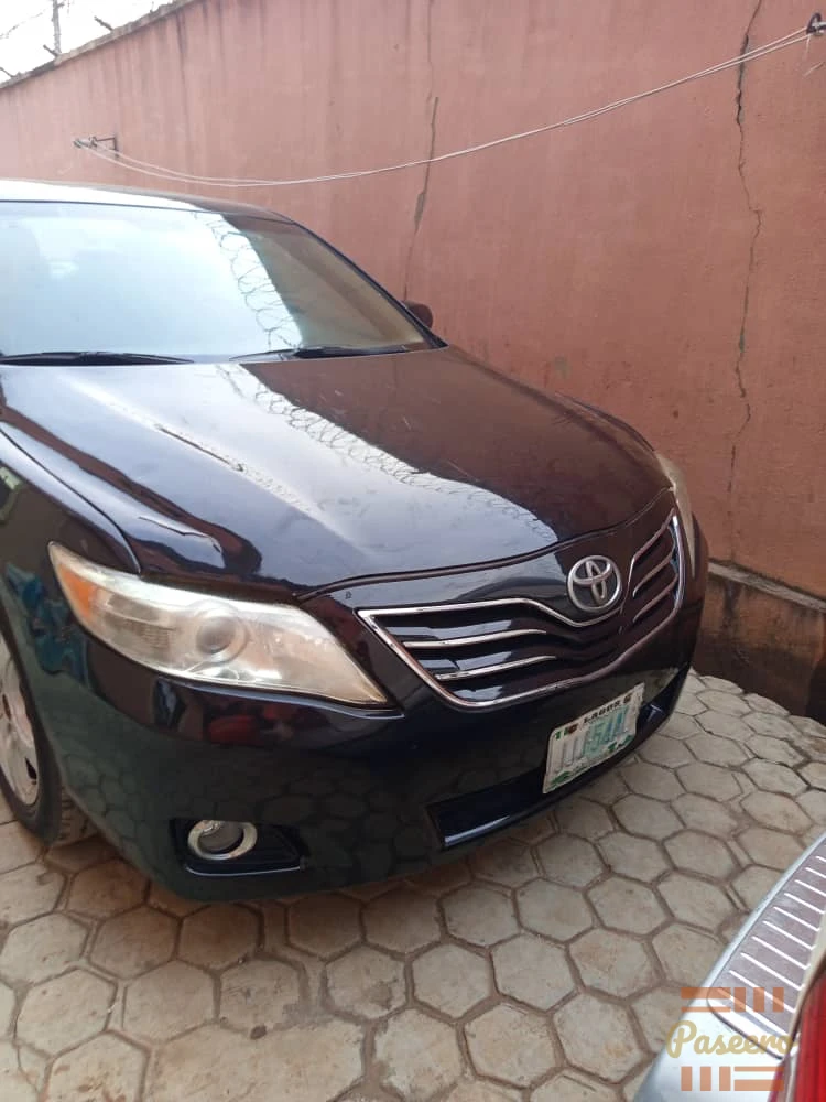 Super clean 2010 Toyota Camry3
