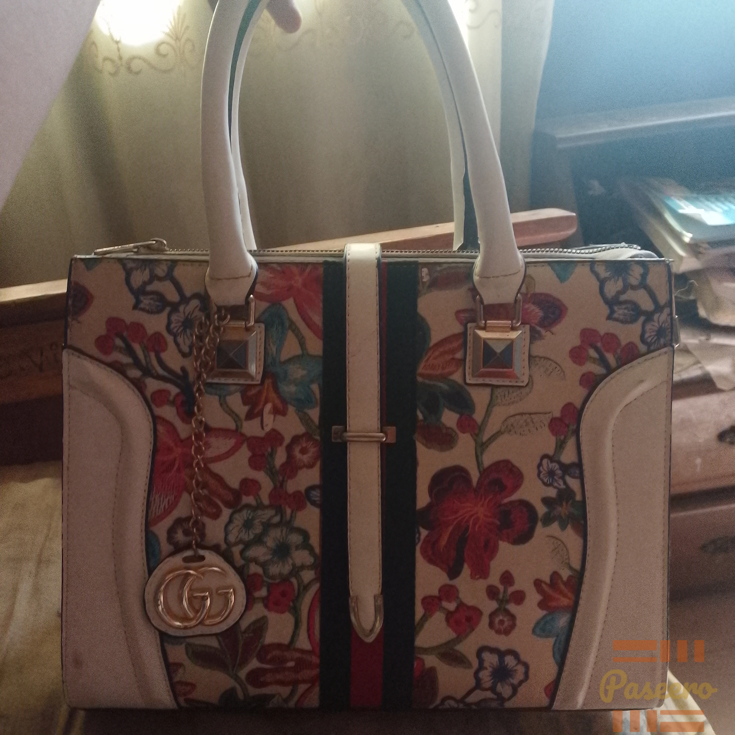 Used Gucci handbag