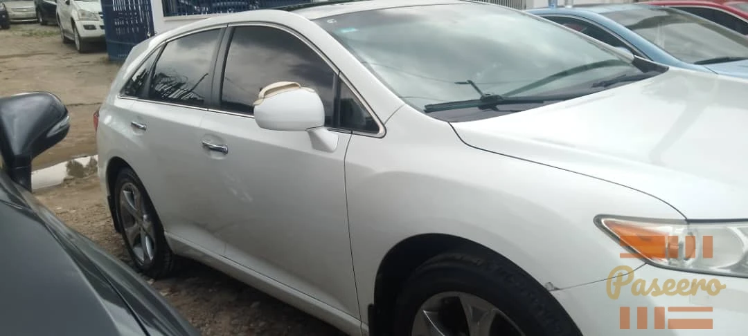 Toyota Venza5