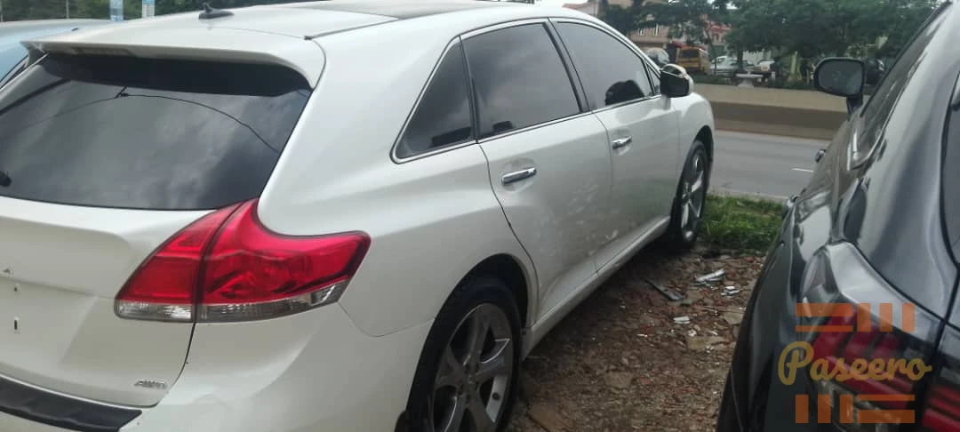 Toyota Venza4