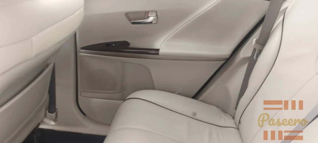 Toyota Venza3