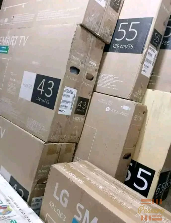 70 inches Brand New frameless smart LG tv with Bluetooth connection and