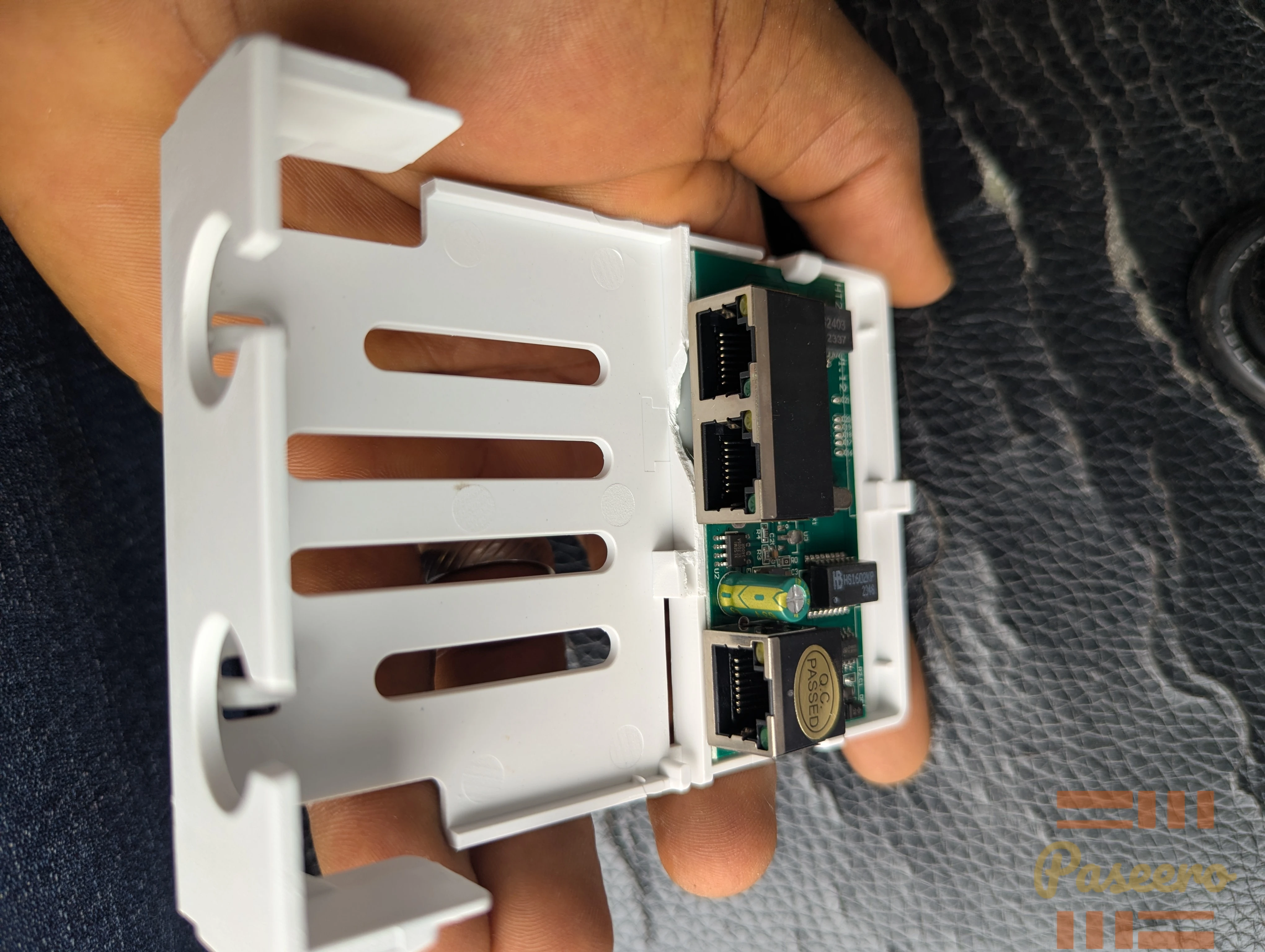 Poe 1to2 Extender2