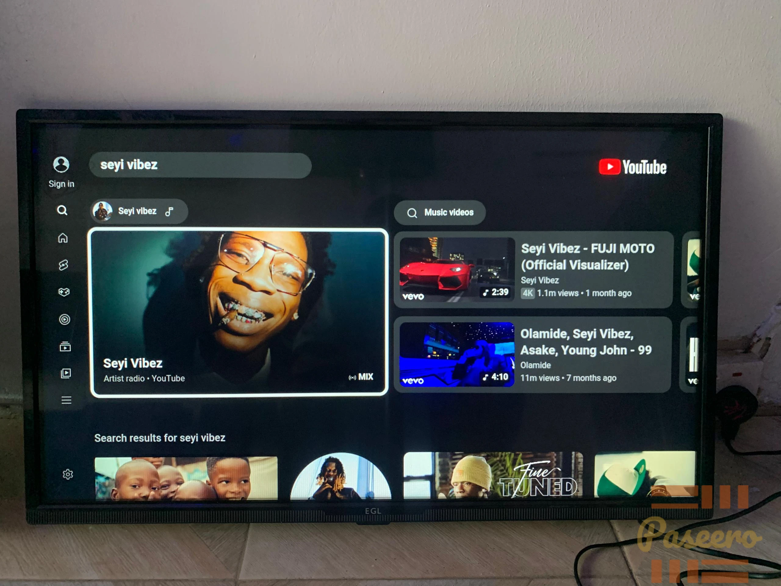 EGL smart TV 32 inches FULL HD display with free Netflix account and youtub3