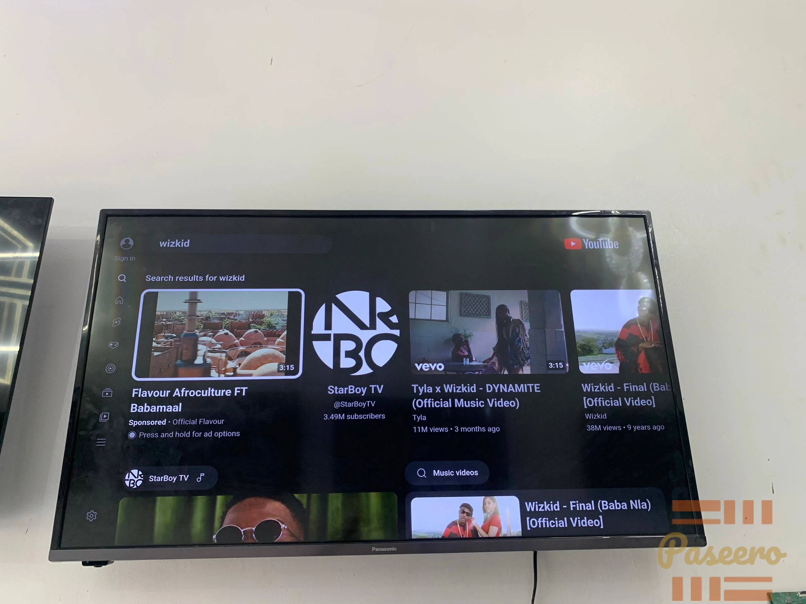 Panasonic smart TV 40 inches 4k display with free Netflix account4