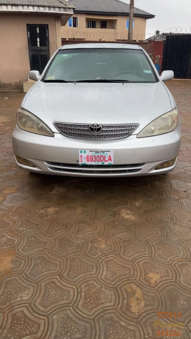 Registered Toyota Camry 20049