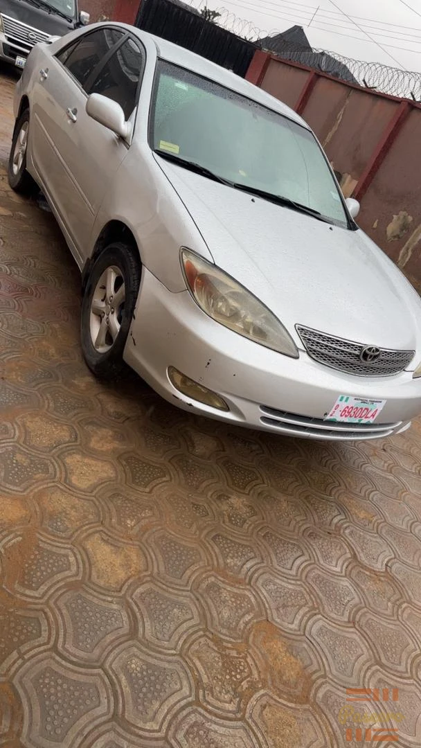 Registered Toyota Camry 2004