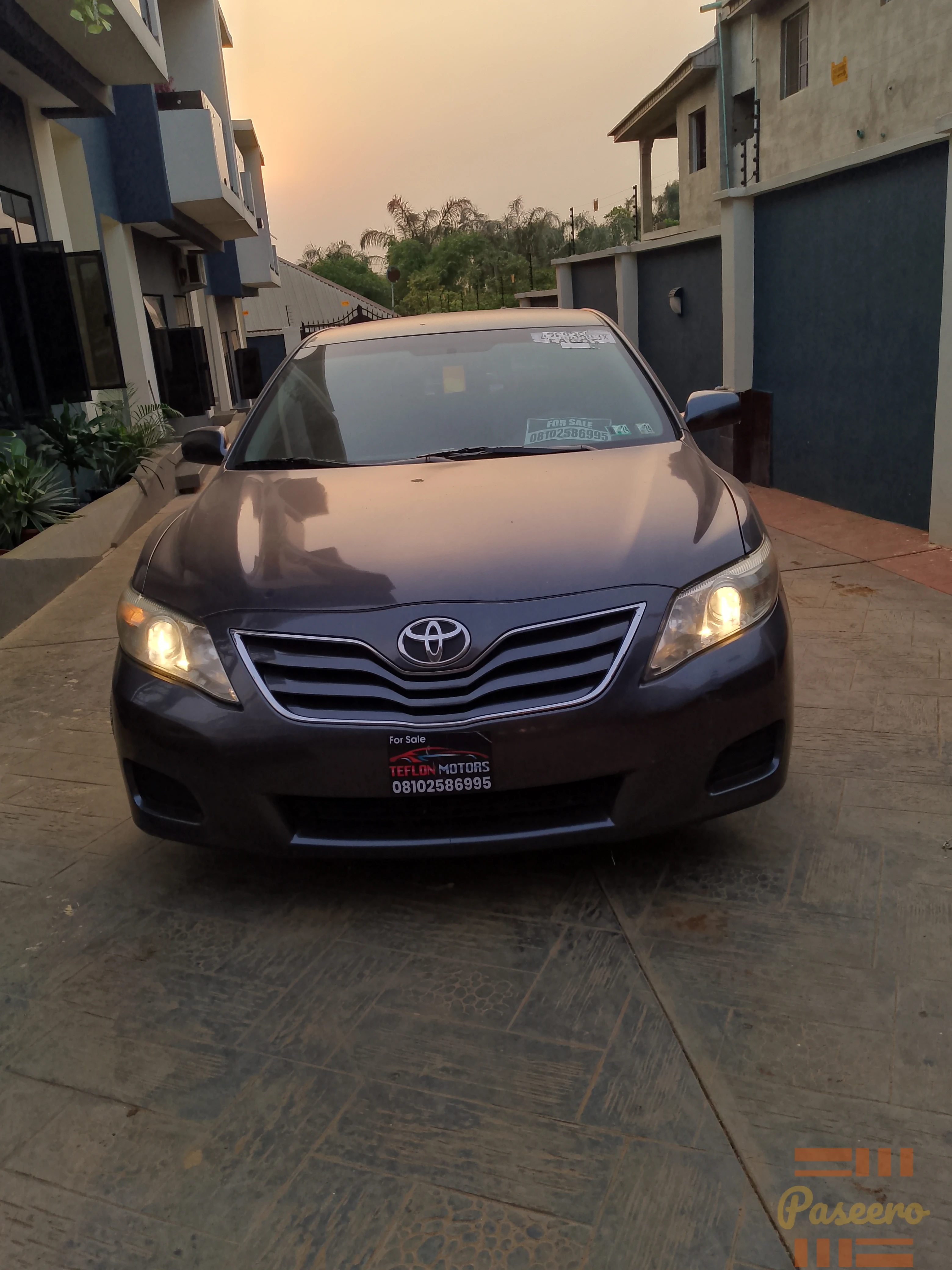 Toyota Camry LE 2011