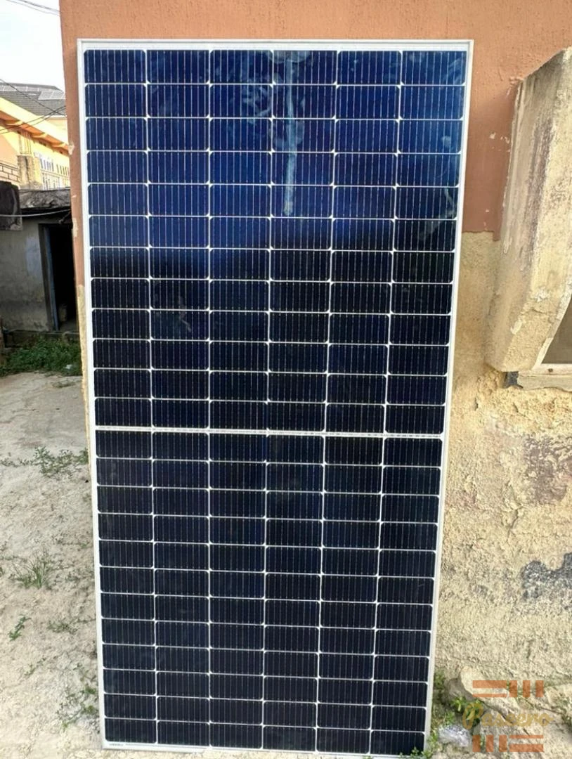 New 550 watts Solar panel