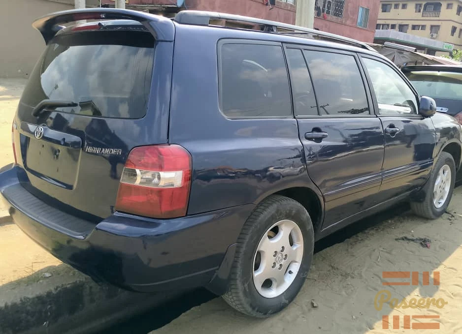 2005 Toyota Highlander2