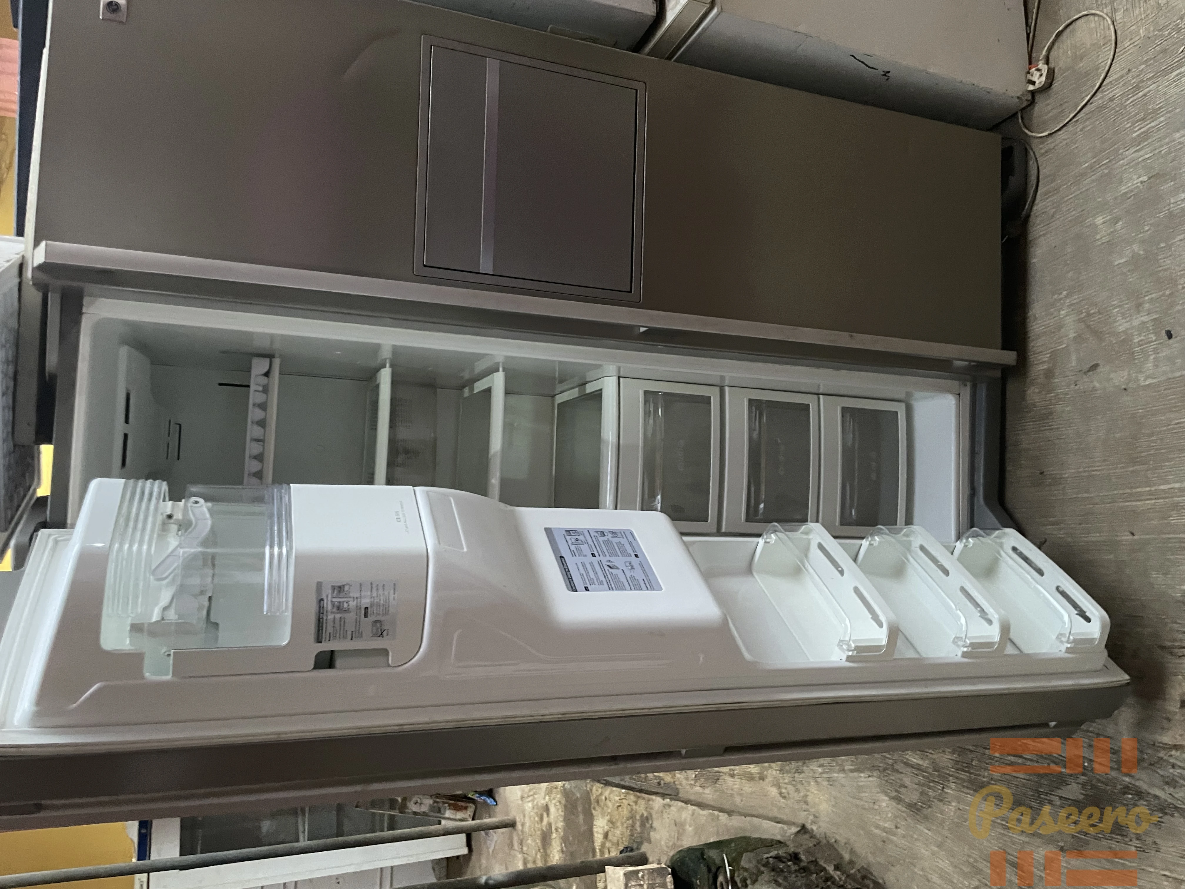 LG side by side refrigerator1