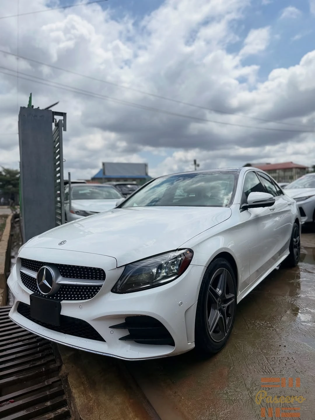 Foreign used Mercedes Benz C3001