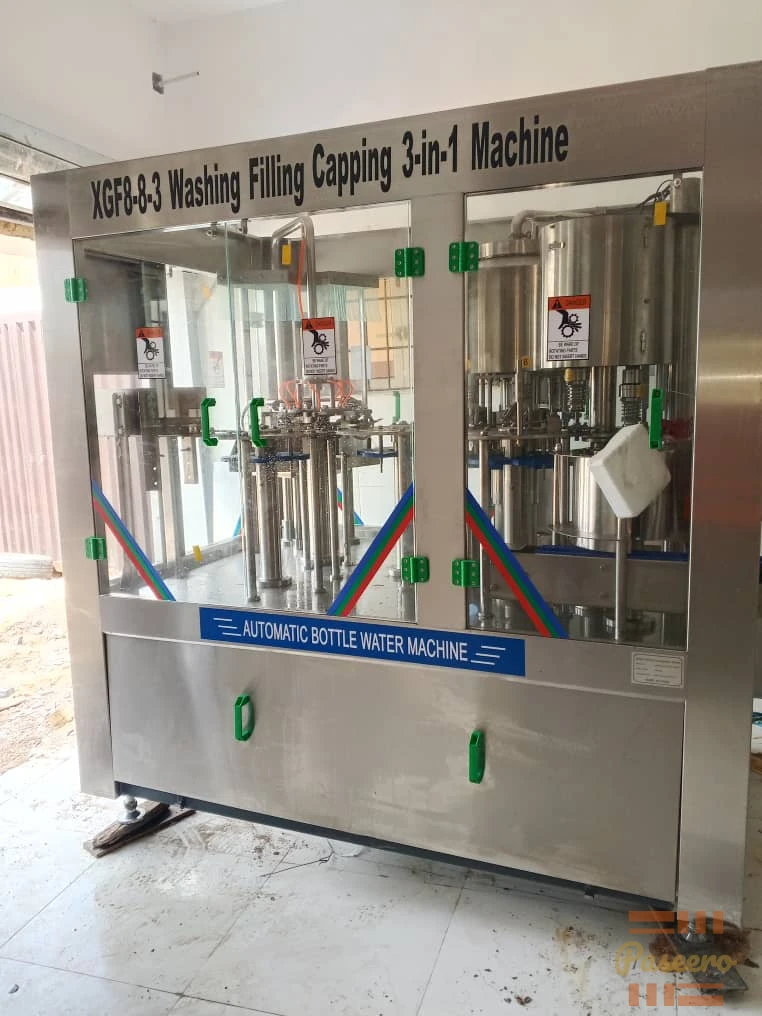 8-8-3 bottle water monoblock machine, it rinses, fills and cap the bottles2