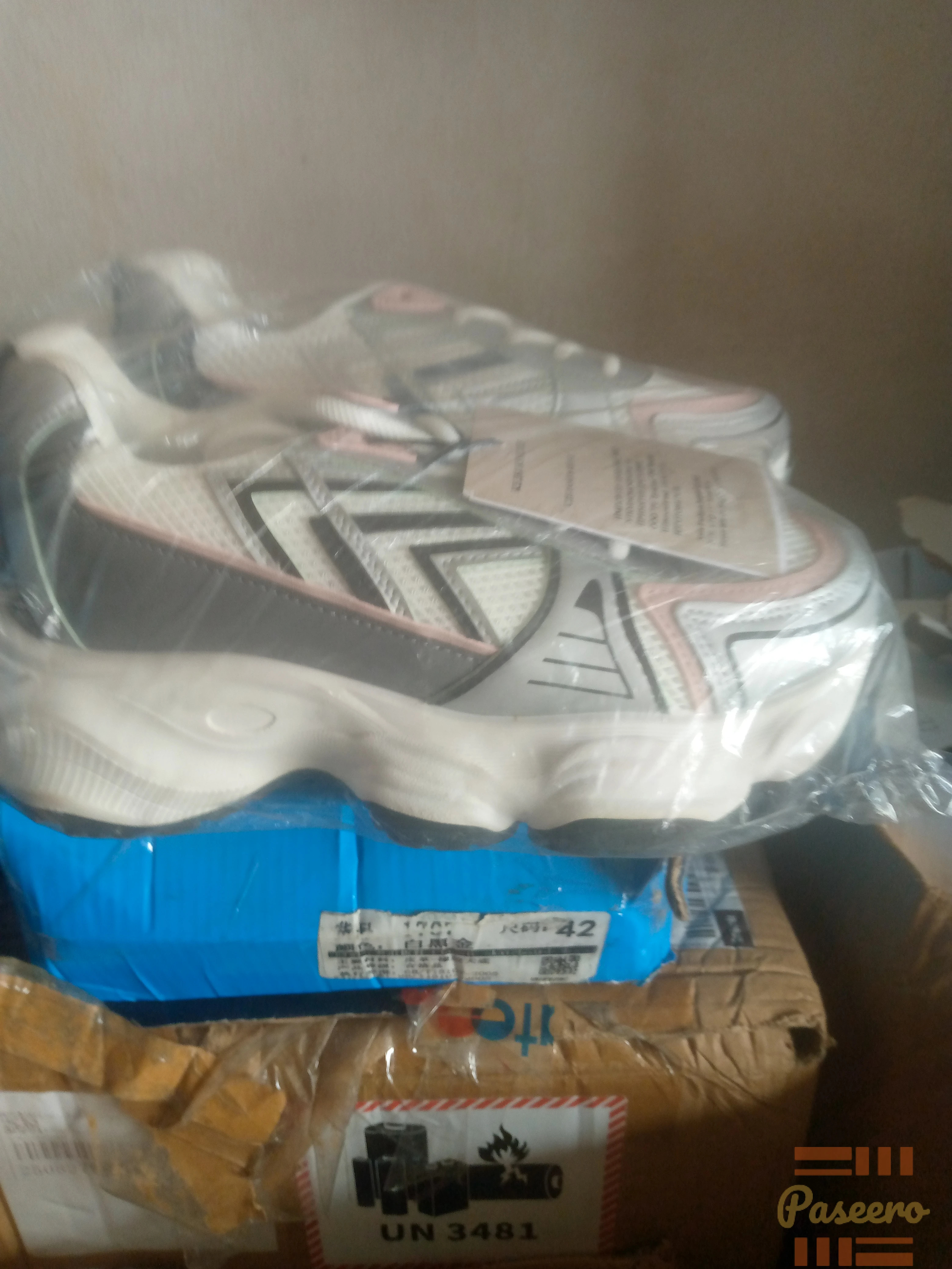 Classic Sneakers2
