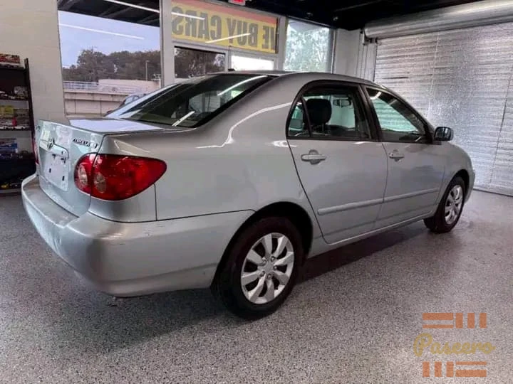 2004 Toyota Corolla8