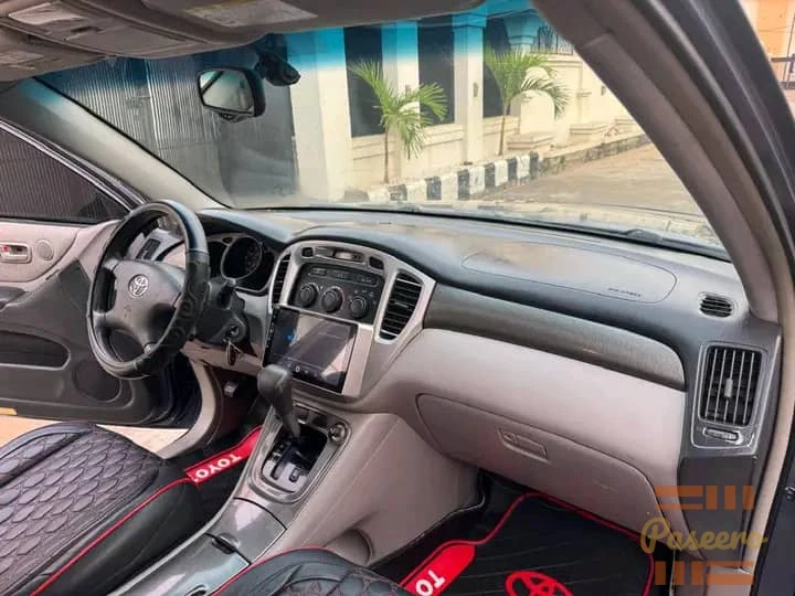 2004 Toyota Highlander7