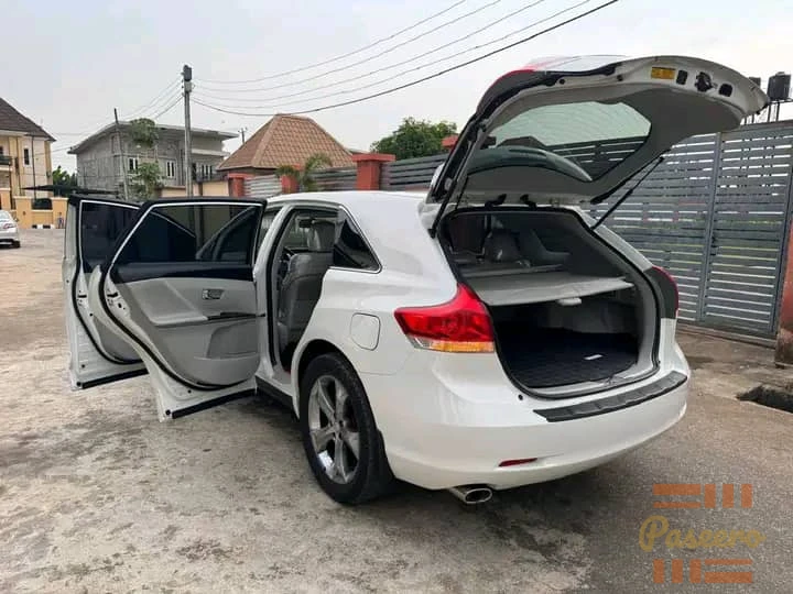 2010 Toyota Venza9