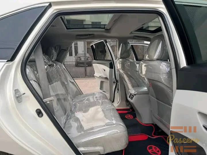 2010 Toyota Venza4