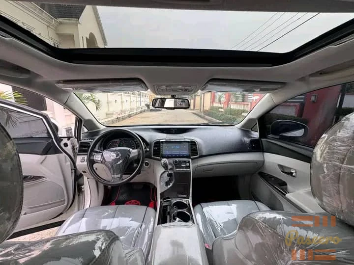 2010 Toyota Venza11