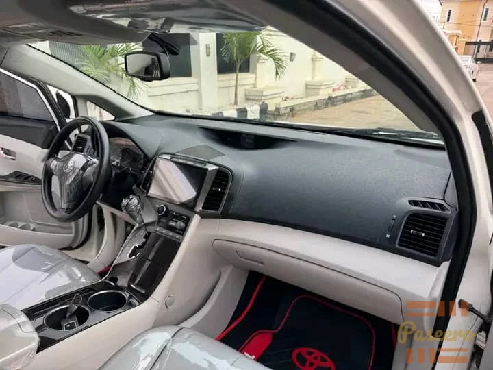 2010 Toyota Venza10