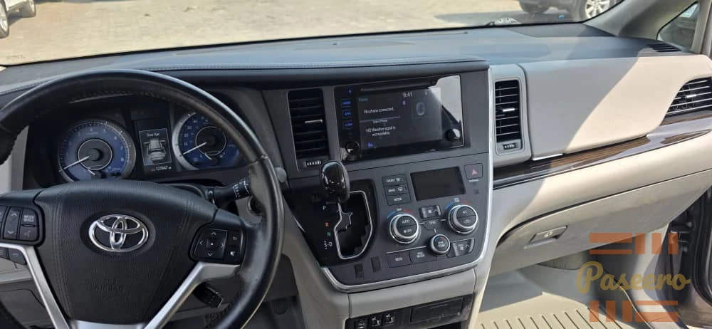 Toyota sienna Xle 20166