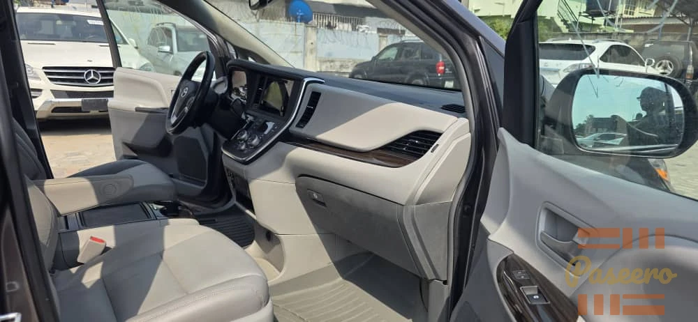 Toyota sienna Xle 20168