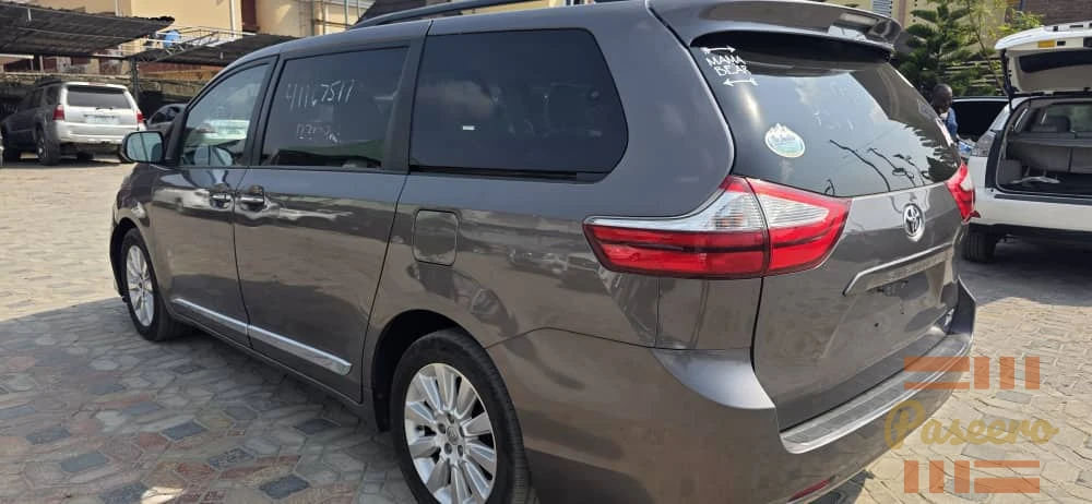 Toyota sienna Xle 20167