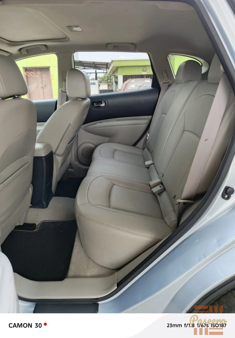 Foreign used Nissan Rogue8