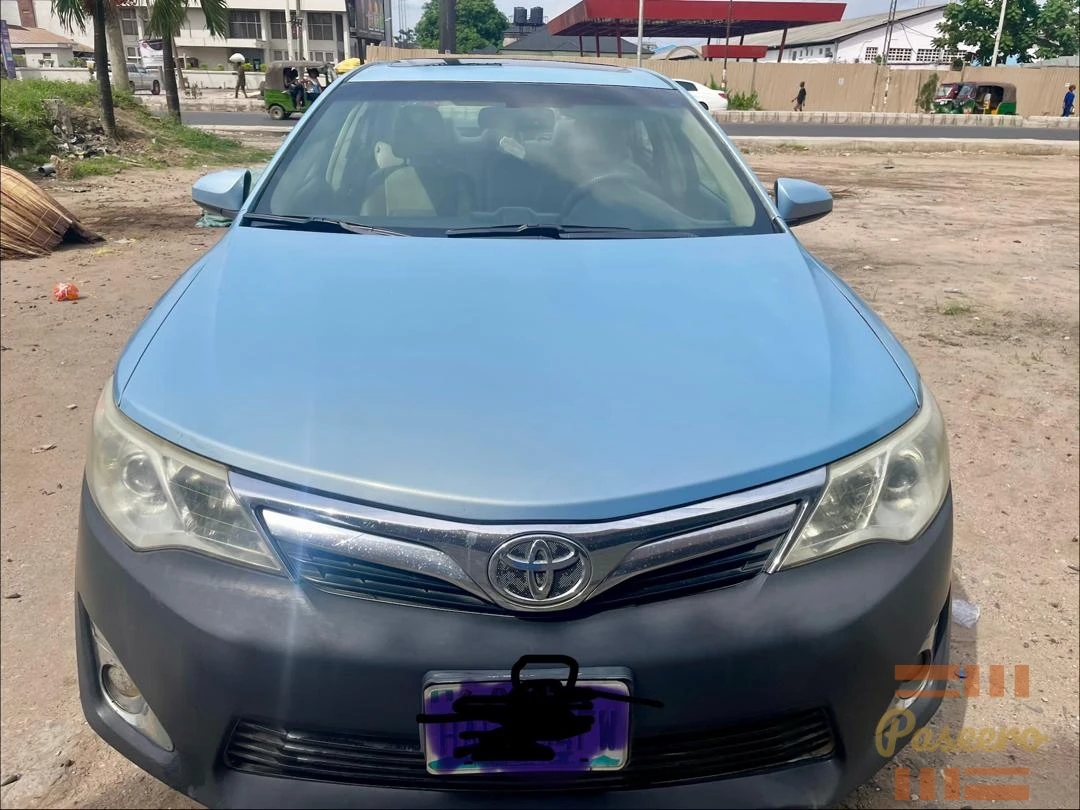 Toyota Camry 2012