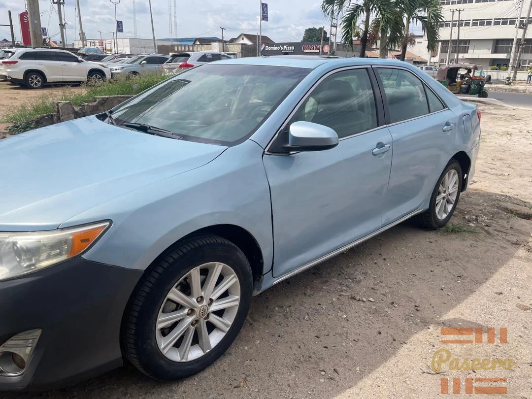 Toyota Camry 20127