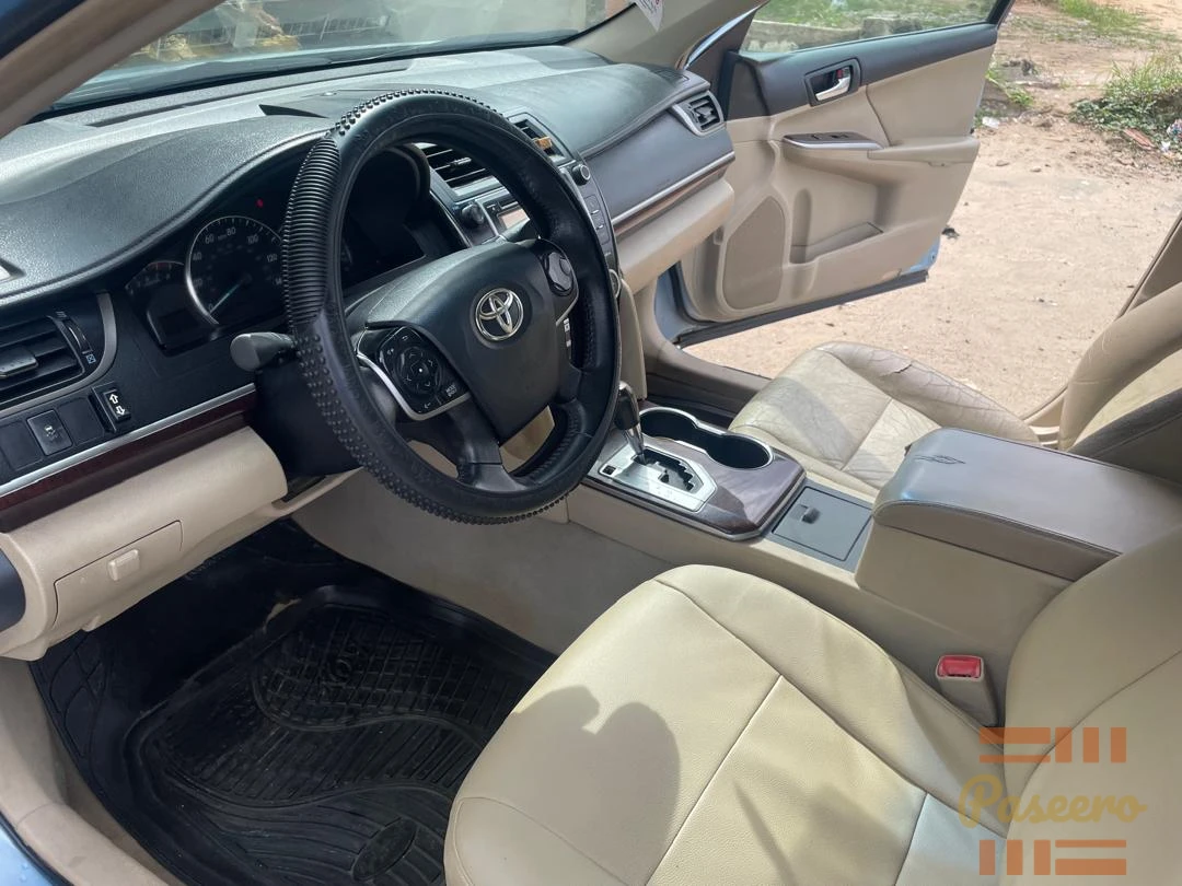 Toyota Camry 20123