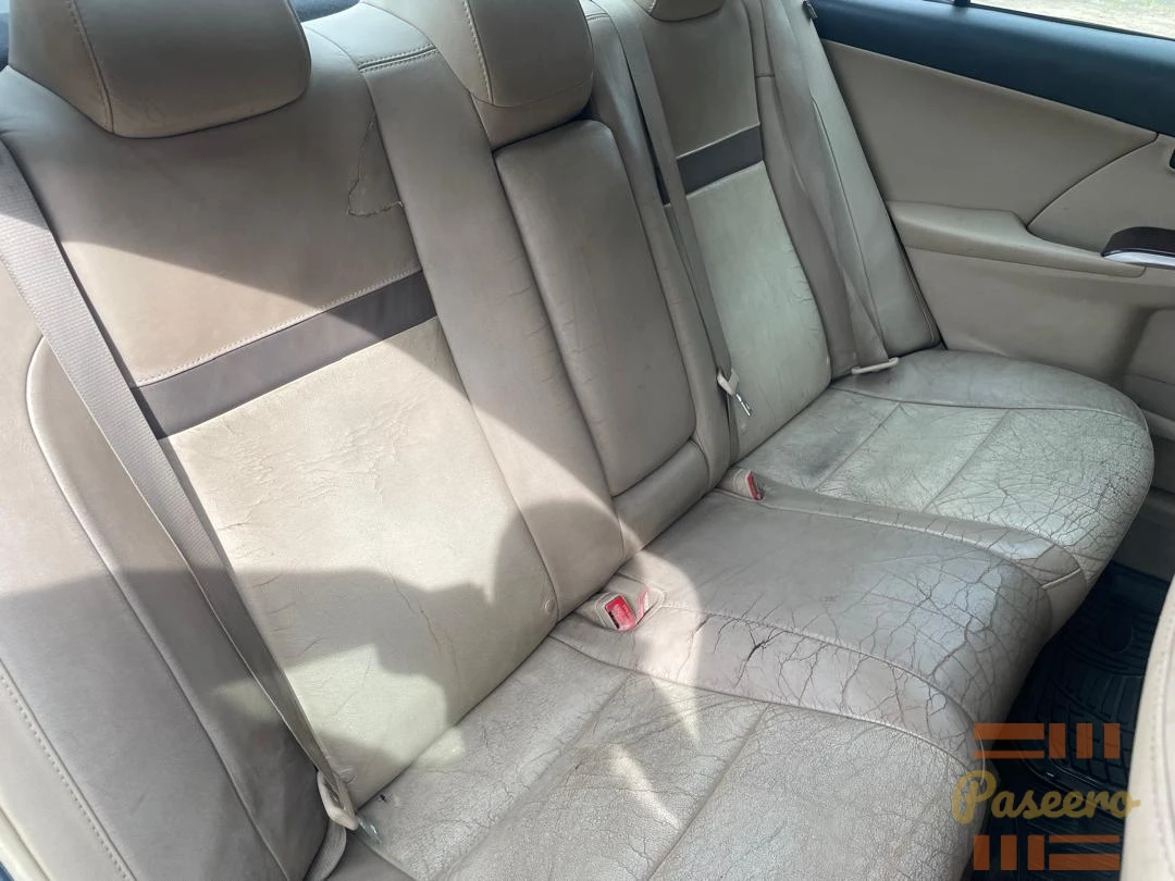 Toyota Camry 20128