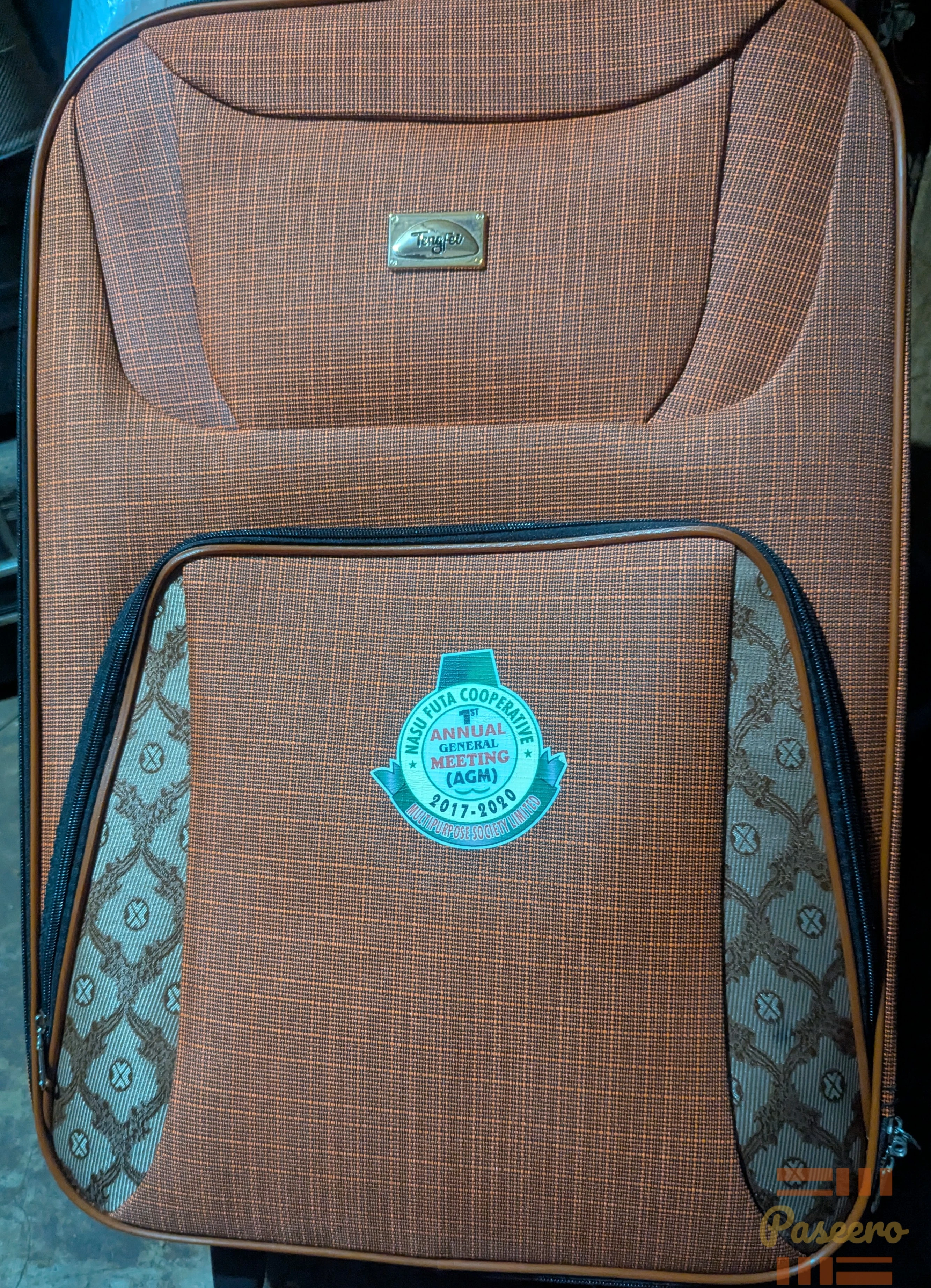 Travelling bag leather box1
