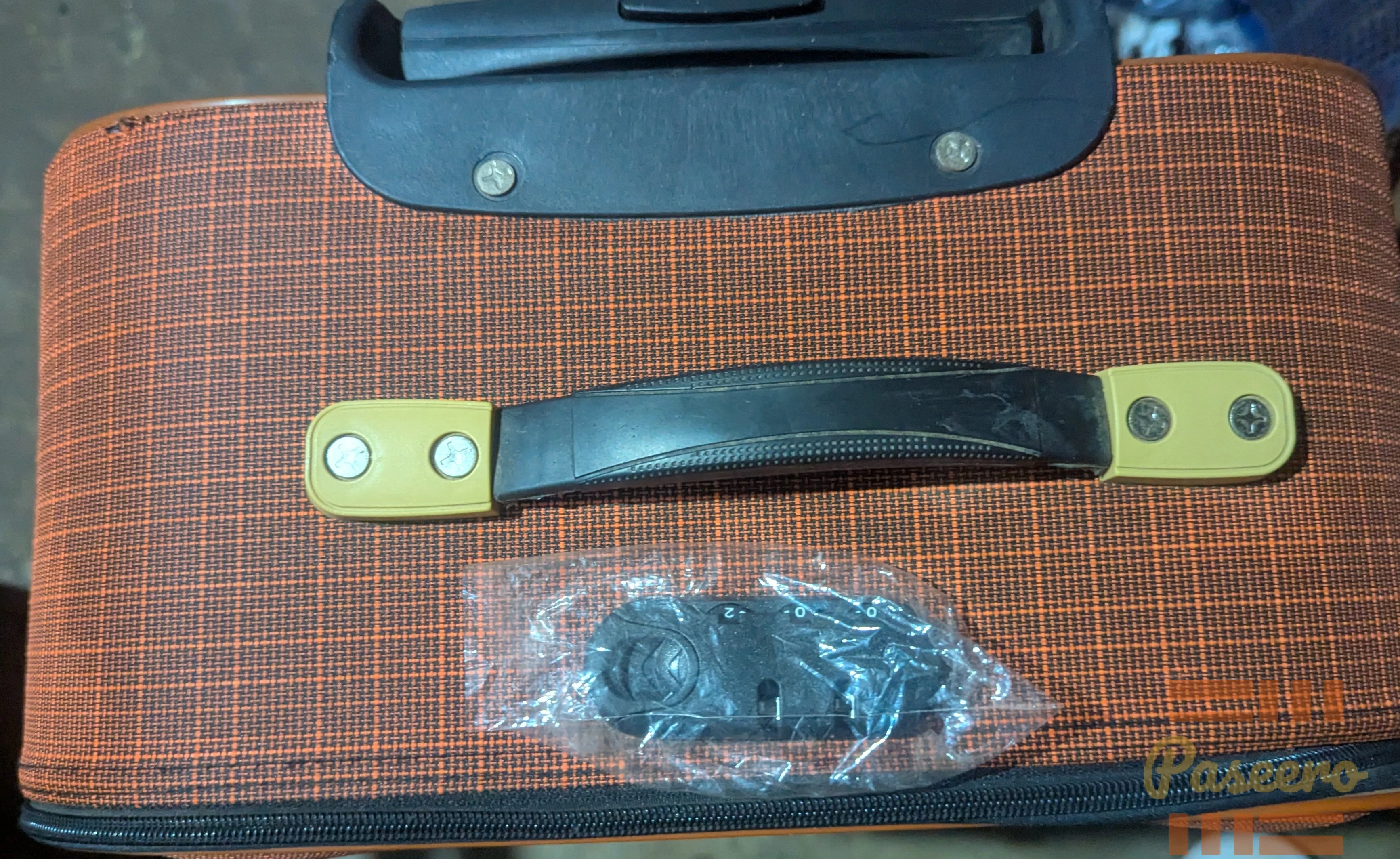 Travelling bag leather box2