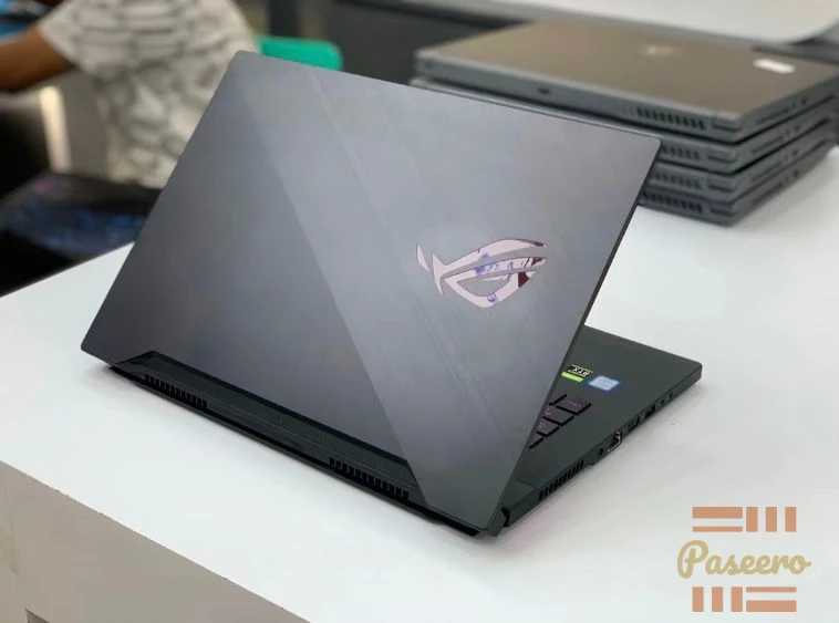 Asus ROG Zephyrus Gx502GW laptop5