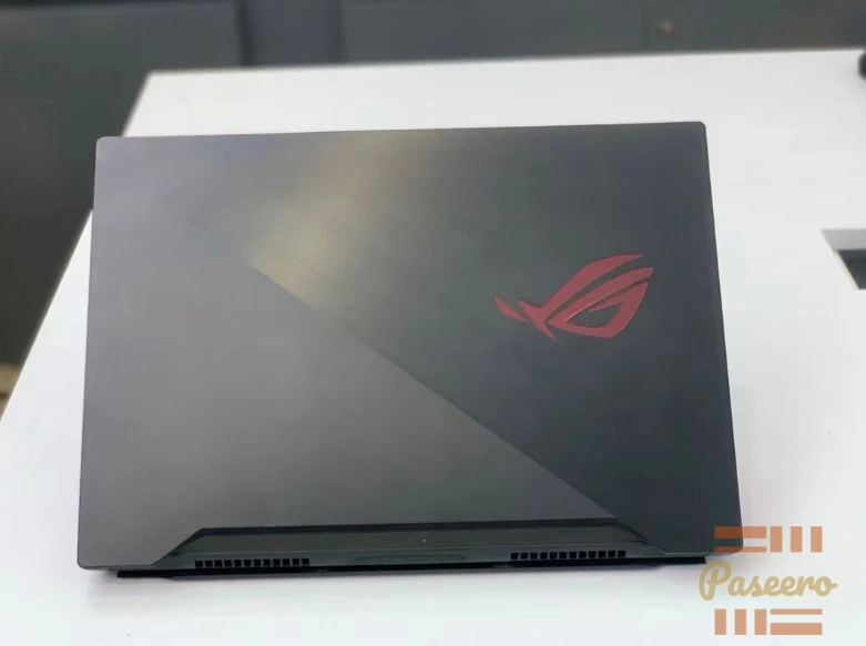 Asus ROG Zephyrus Gx502GW laptop6