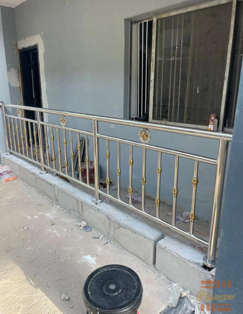 brand new stainless steel railings & glass railings8