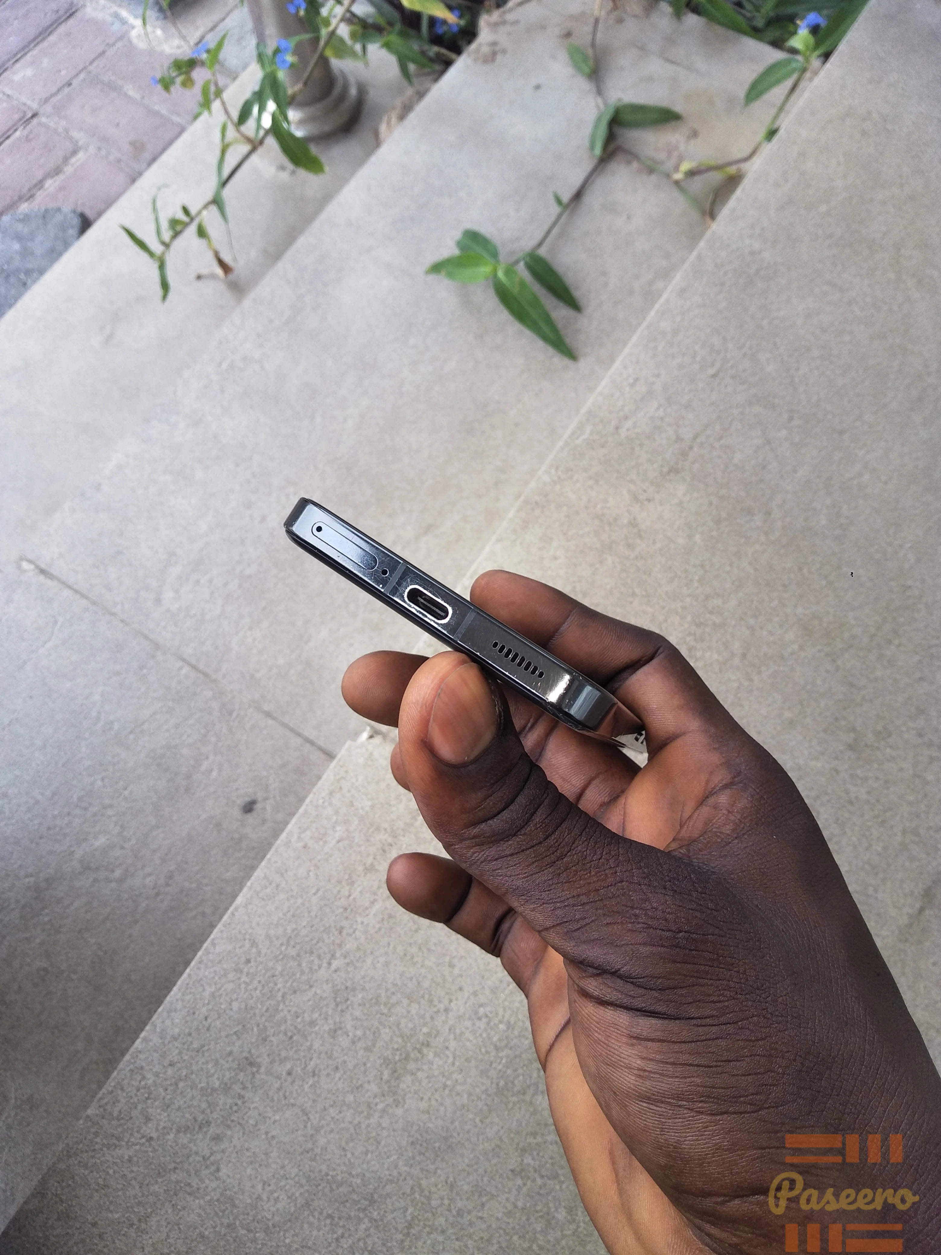 Used Xiaomi 13 phone1