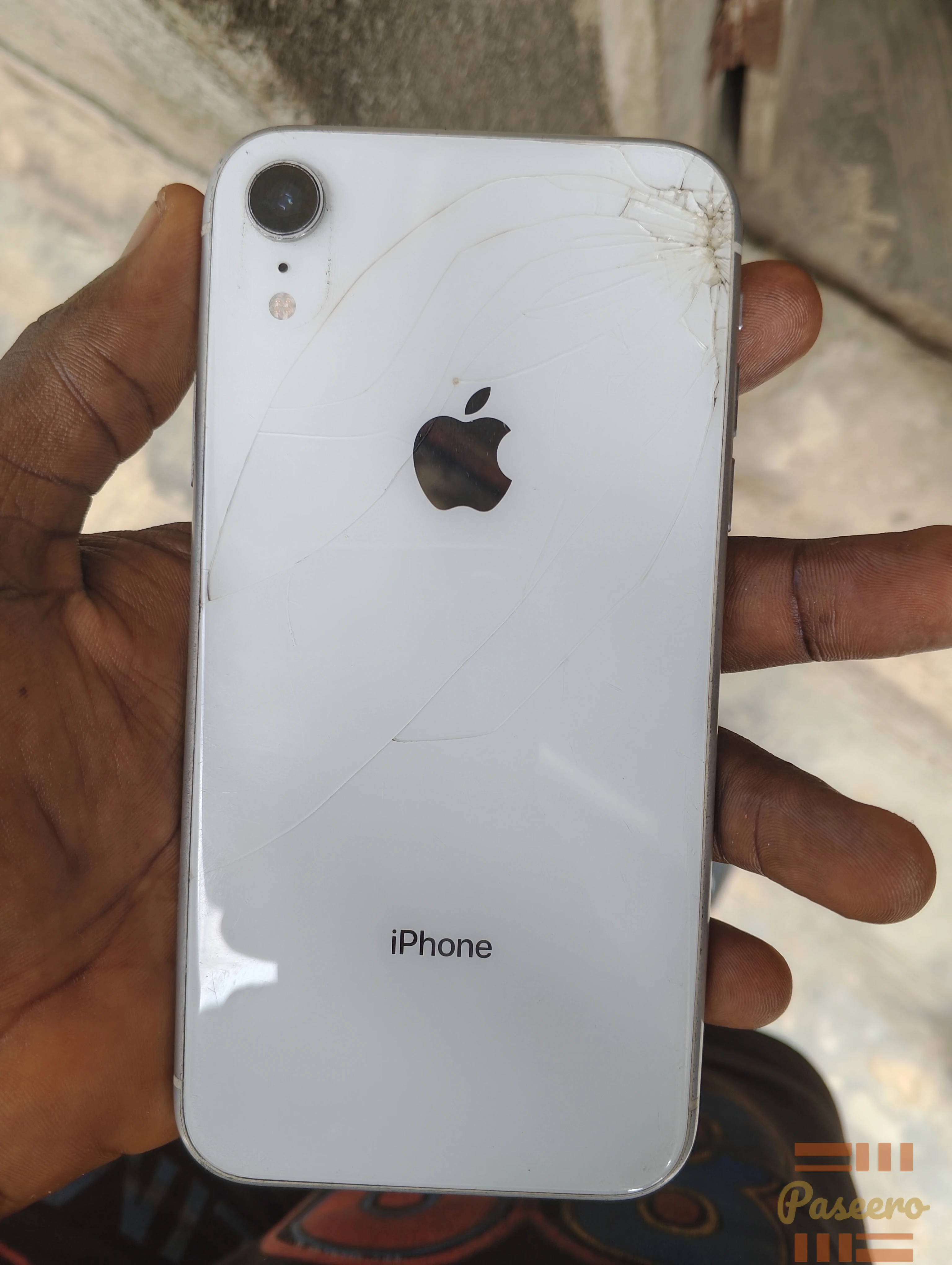 Used iPhone xr 64 GB Phone2