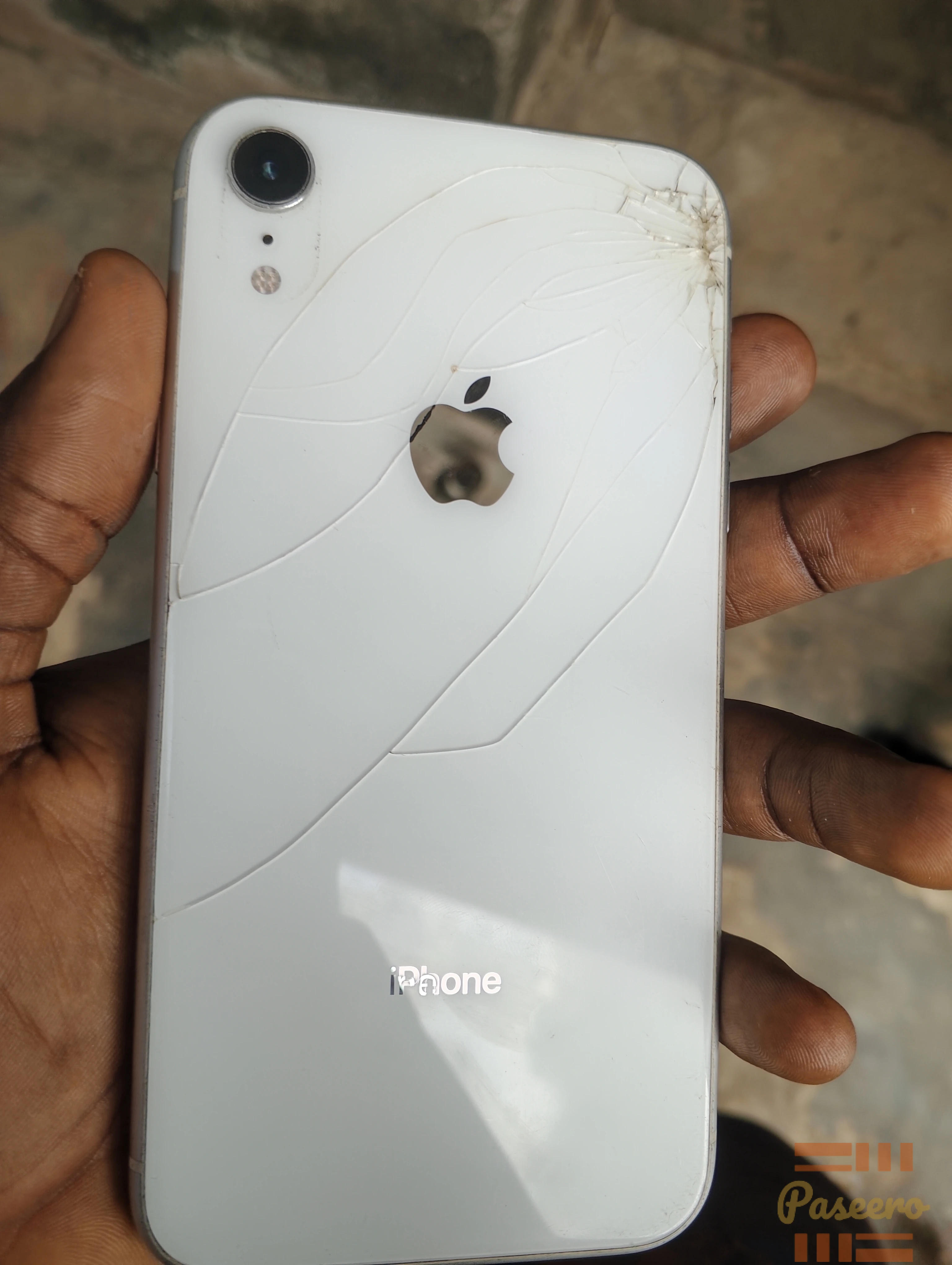 Used iPhone xr 64 GB Phone