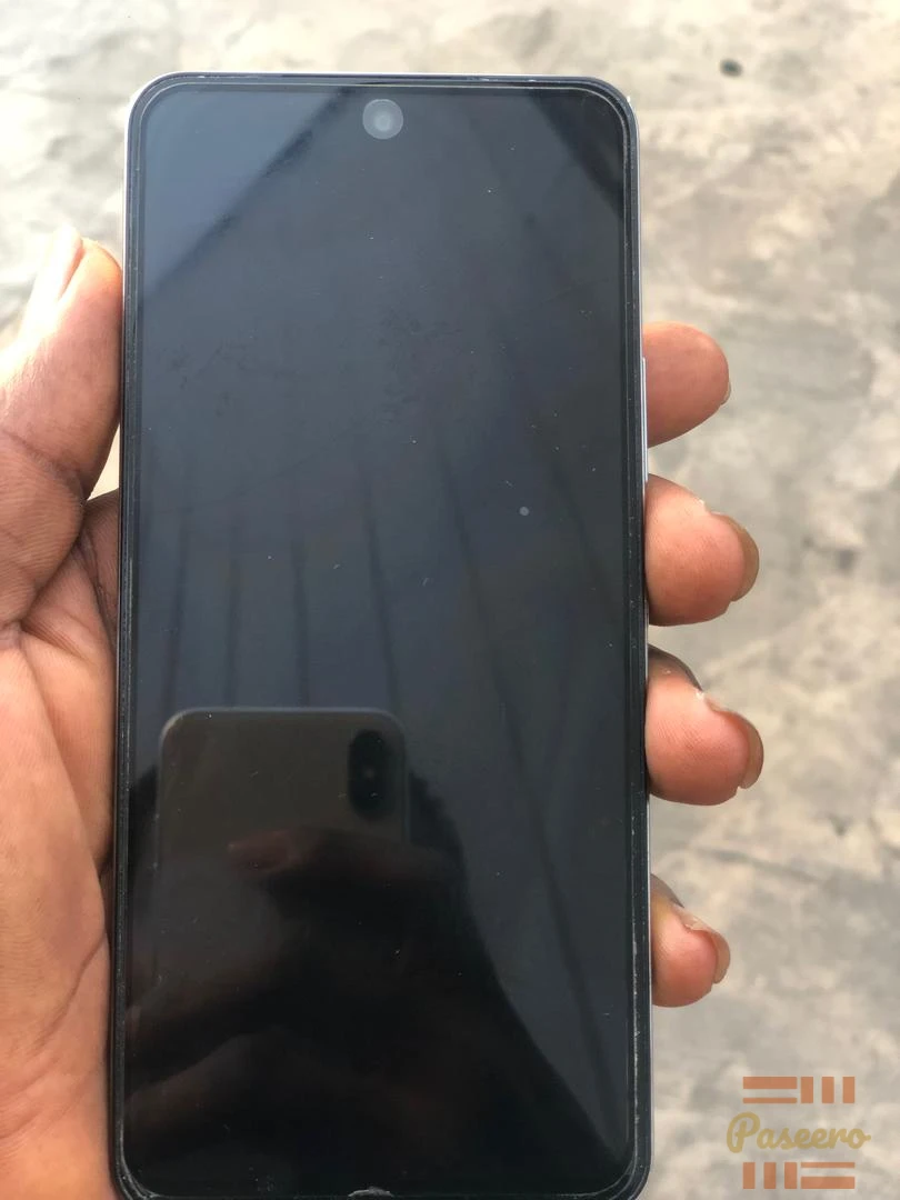 Used Vivo y29 phone