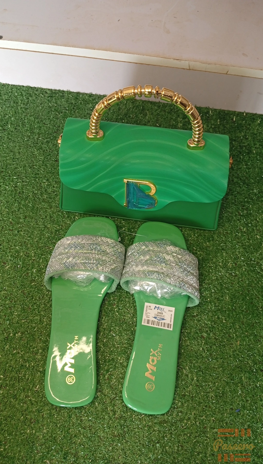New slippers and bags3