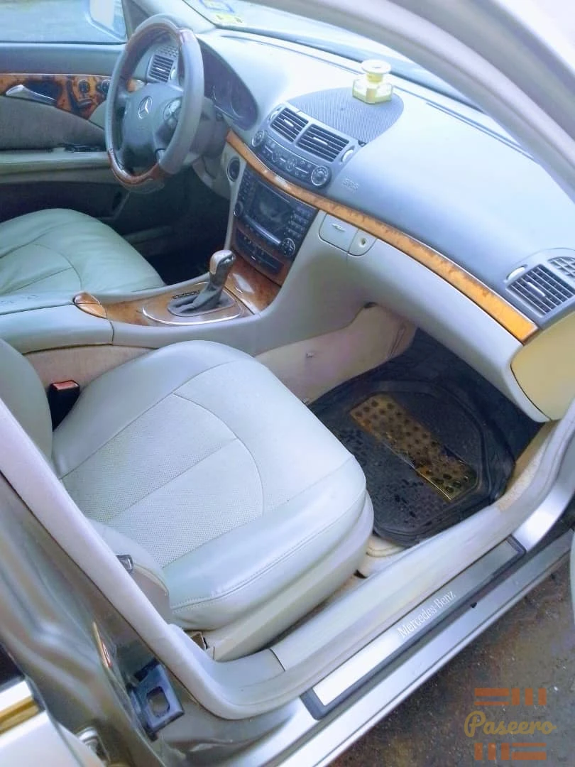 Used Mercedes Benz E320 4Matic1