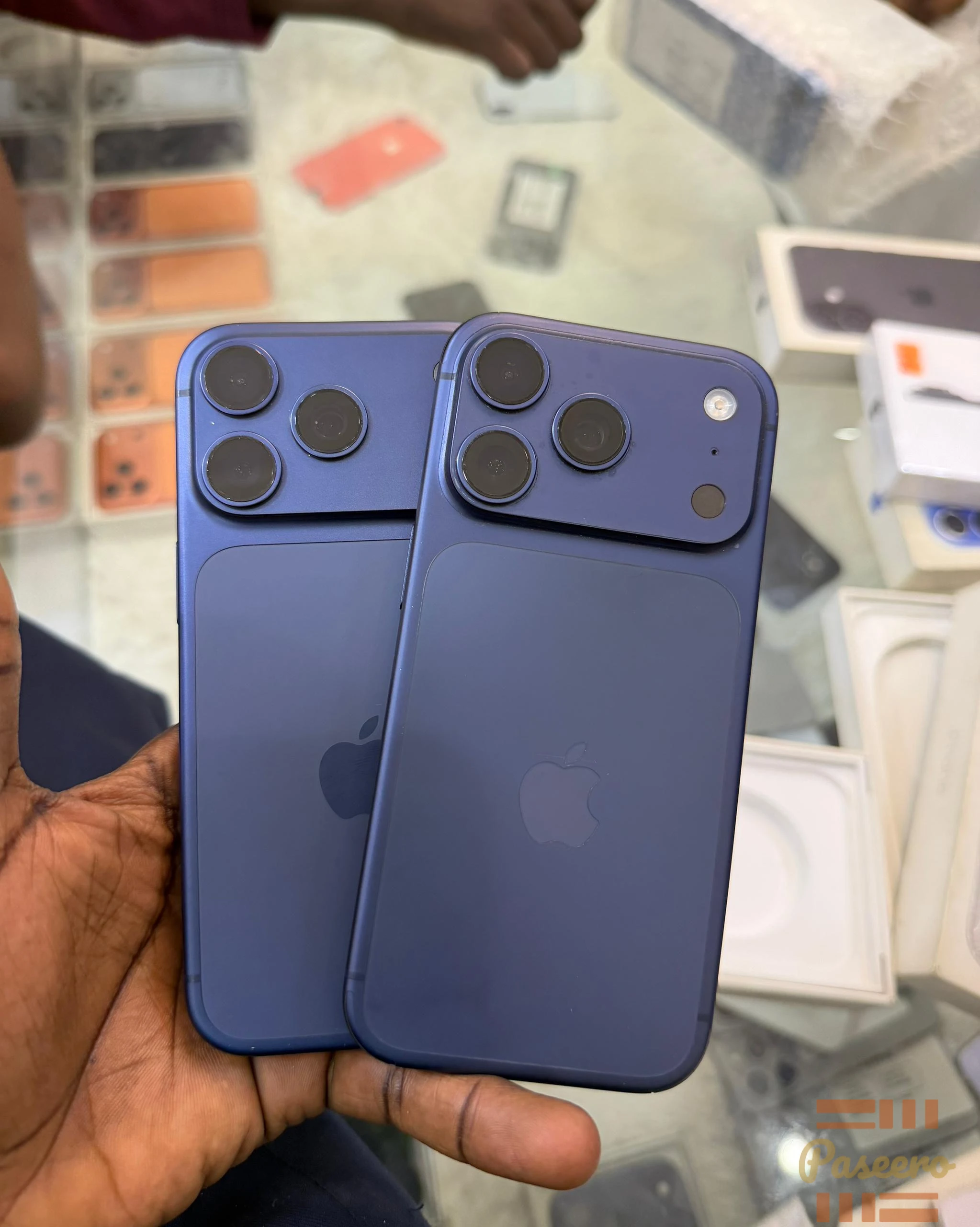 iPhone 17 pro max 256gb phone2