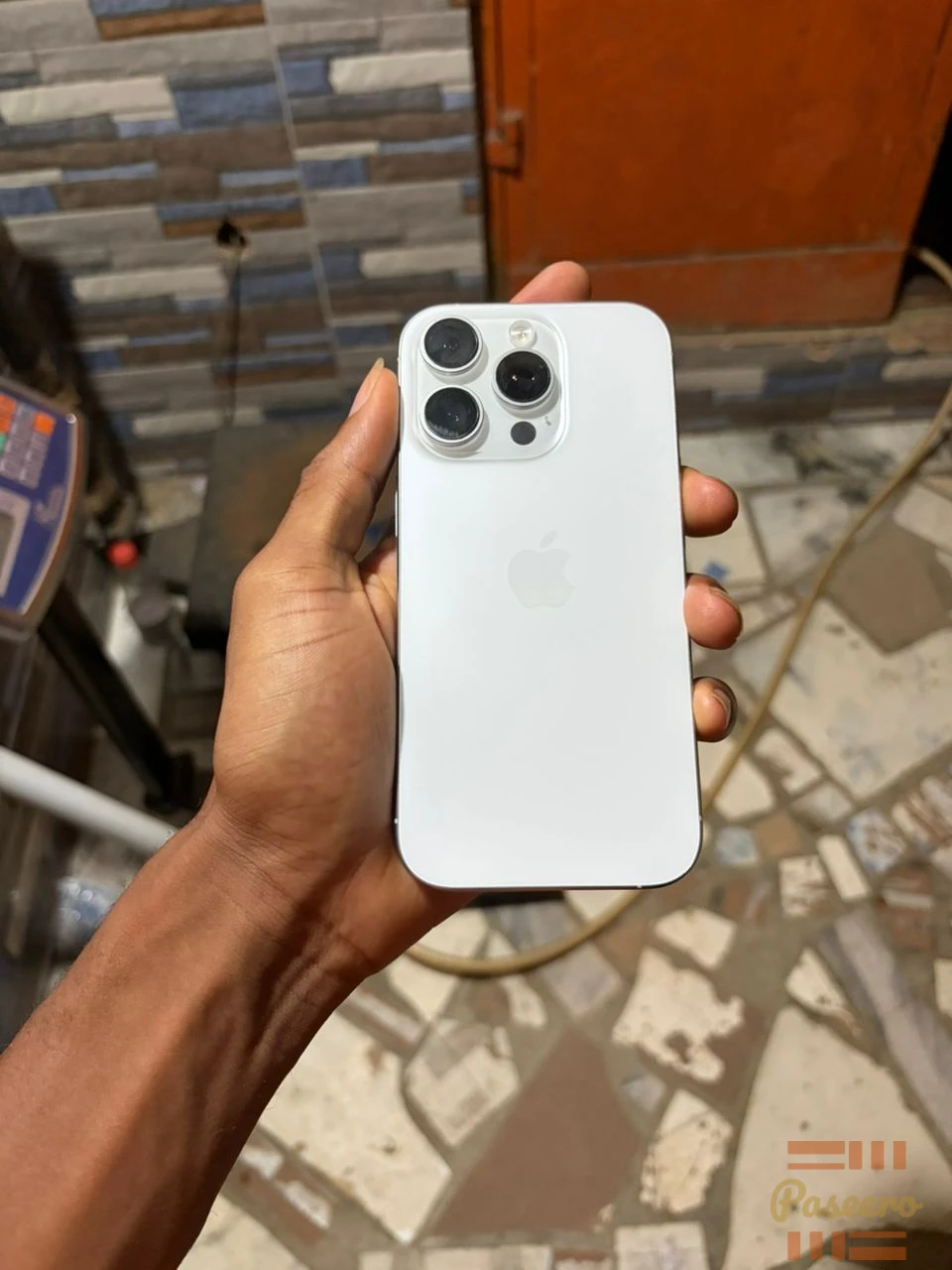 iPhone 16 Pro 128GB Phone2
