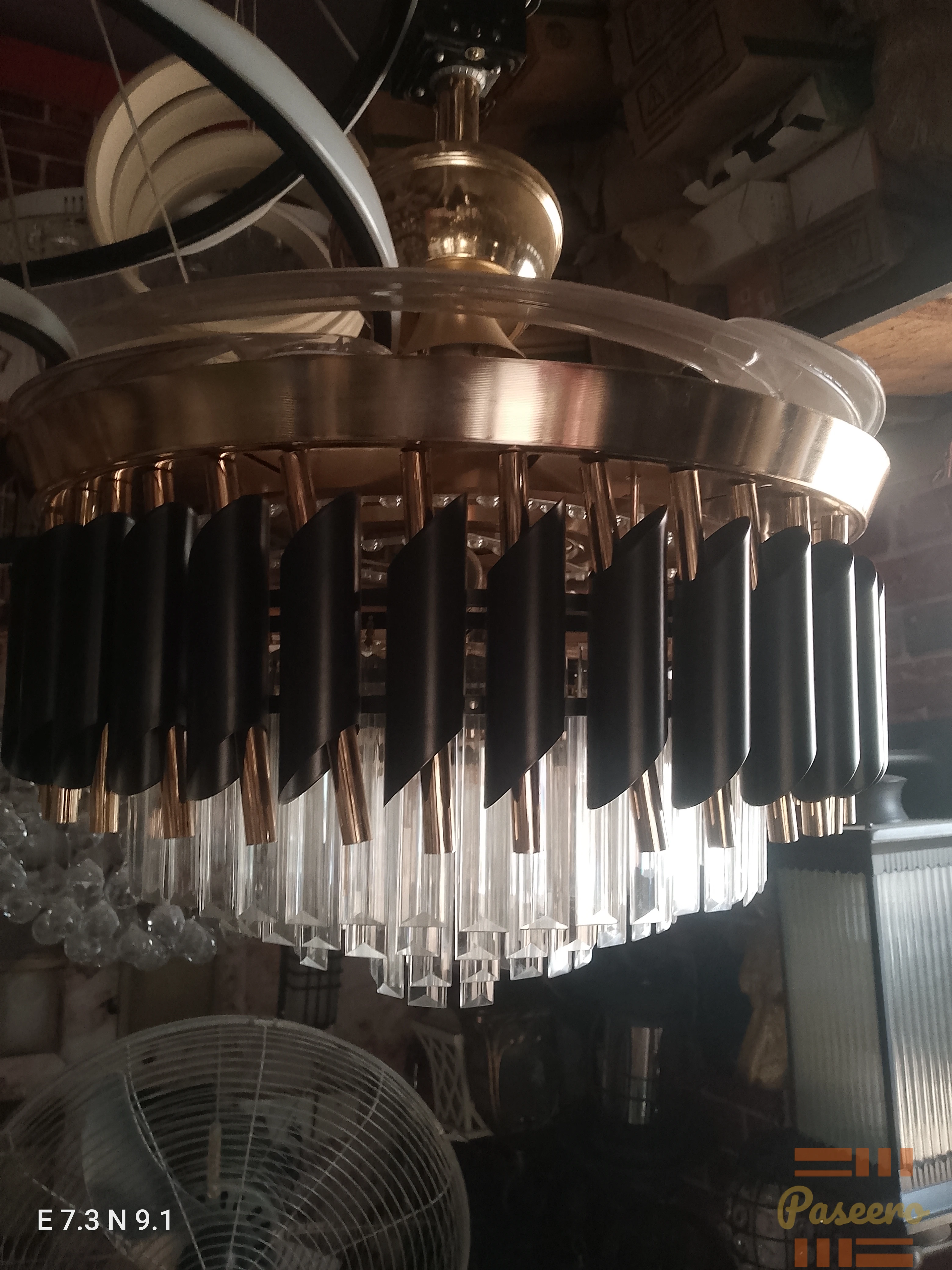 Chandelier4