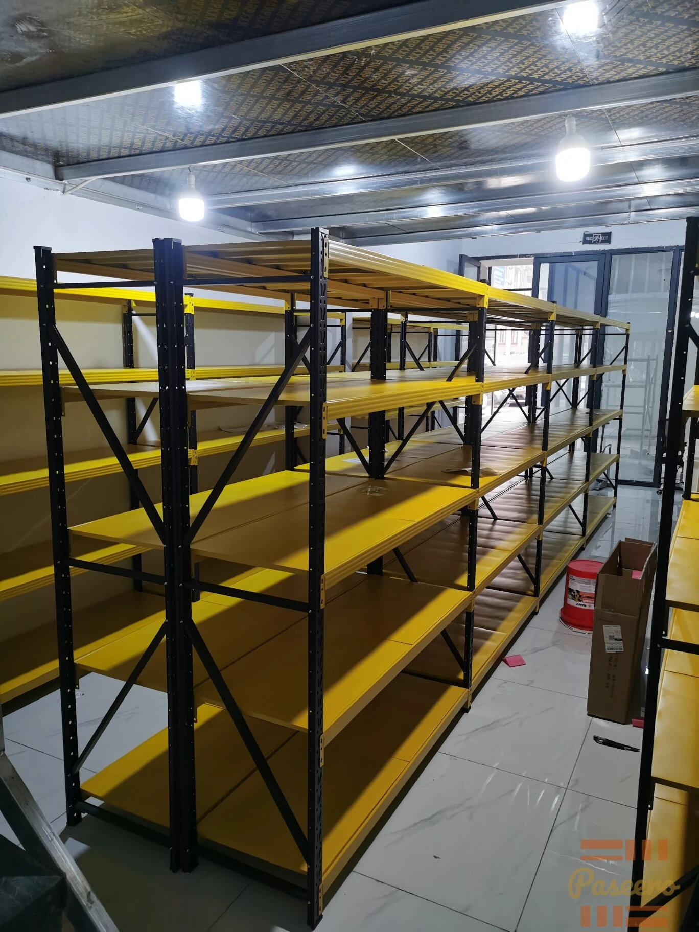 imported high quality storage rack